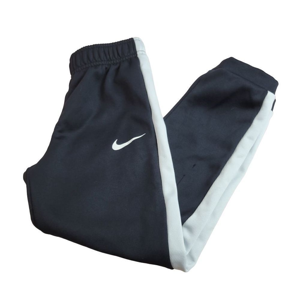 Nike Drifit jogging pants 6